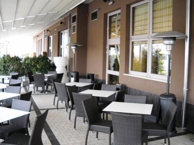 Eq Hotel Travagliato Ngoại thất bức ảnh