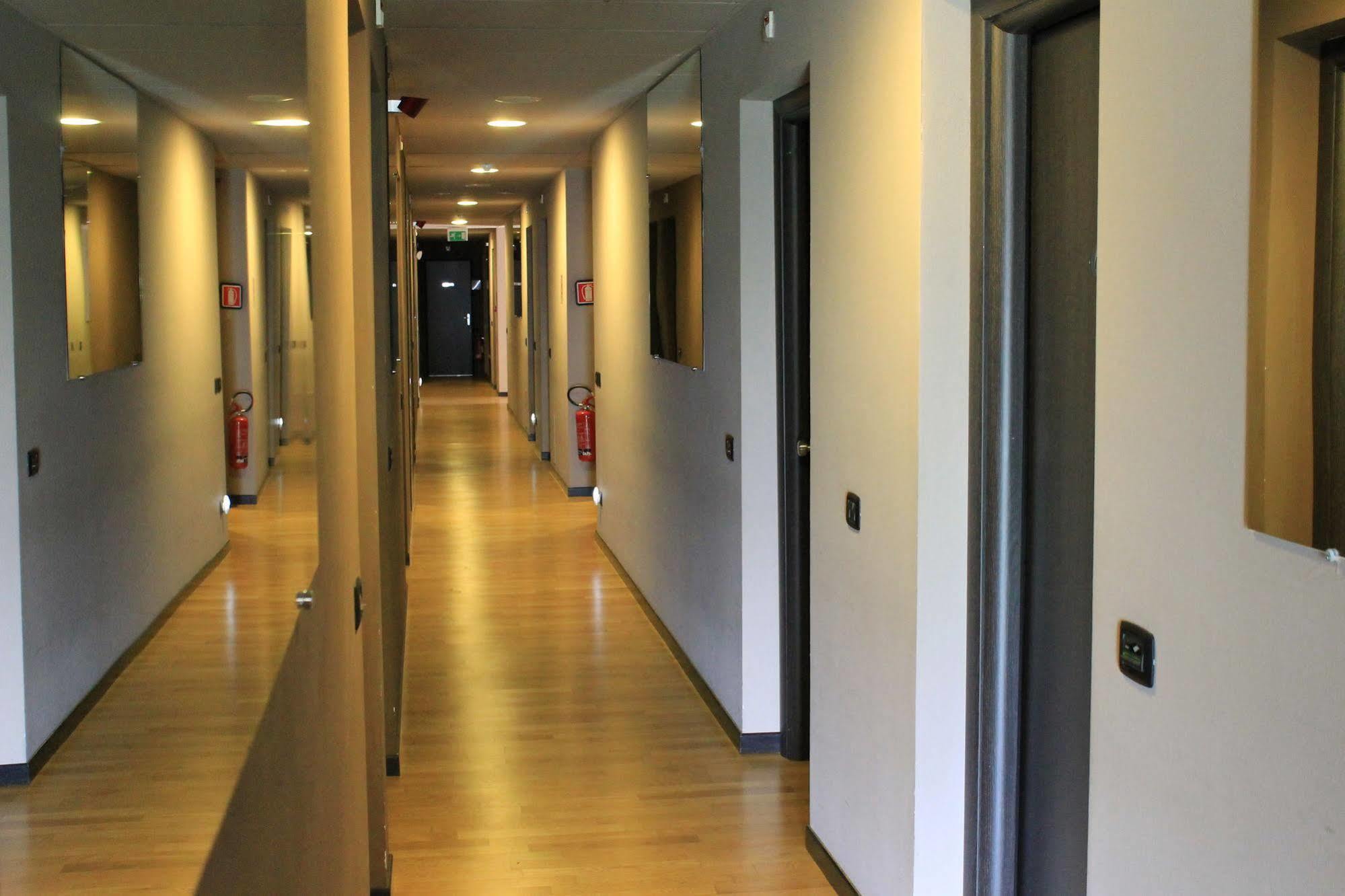 Eq Hotel Travagliato Ngoại thất bức ảnh